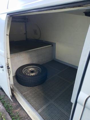 VOLKSWAGEN KOMBI 1.4 MI STD 8V FLEX 3P MANUAL